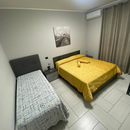 Casa Giuly 181 Bed and Breakfast Napels Buitenkant foto