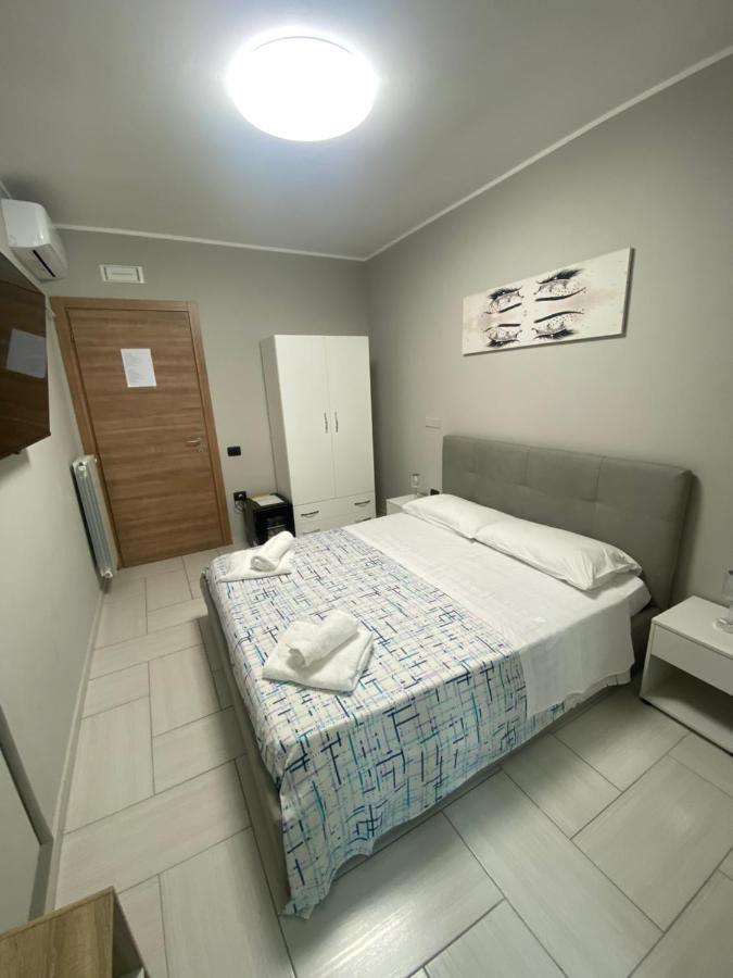 Casa Giuly 181 Bed and Breakfast Napels Buitenkant foto