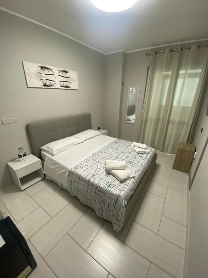 Casa Giuly 181 Bed and Breakfast Napels Buitenkant foto
